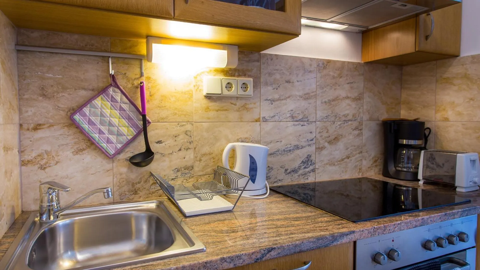 Colours Apartments Superior Studio With Free Parking Budapest 0*,  Hungary
