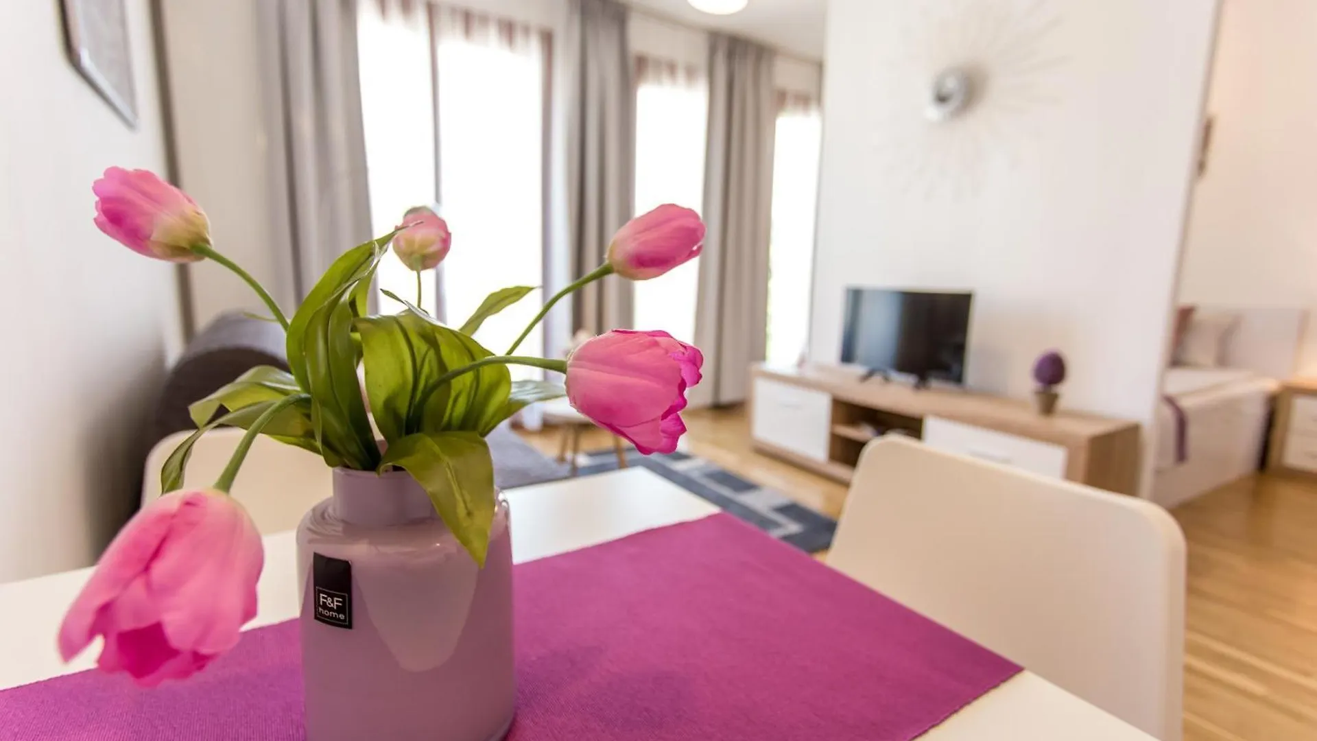 Colours Apartments Superior Studio With Free Parking Budapest