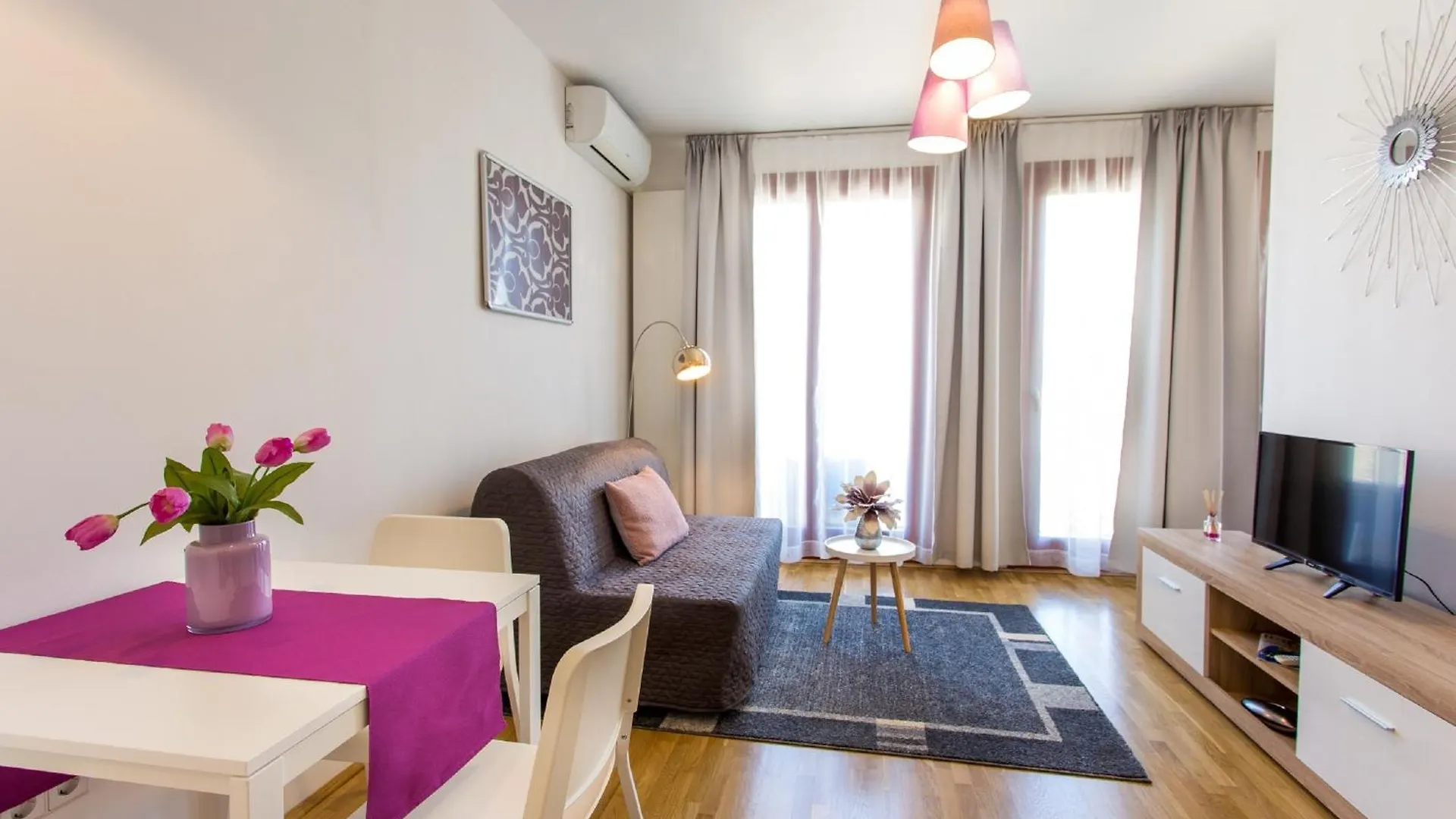 Colours Apartments Superior Studio With Free Parking Budapest Hungary
